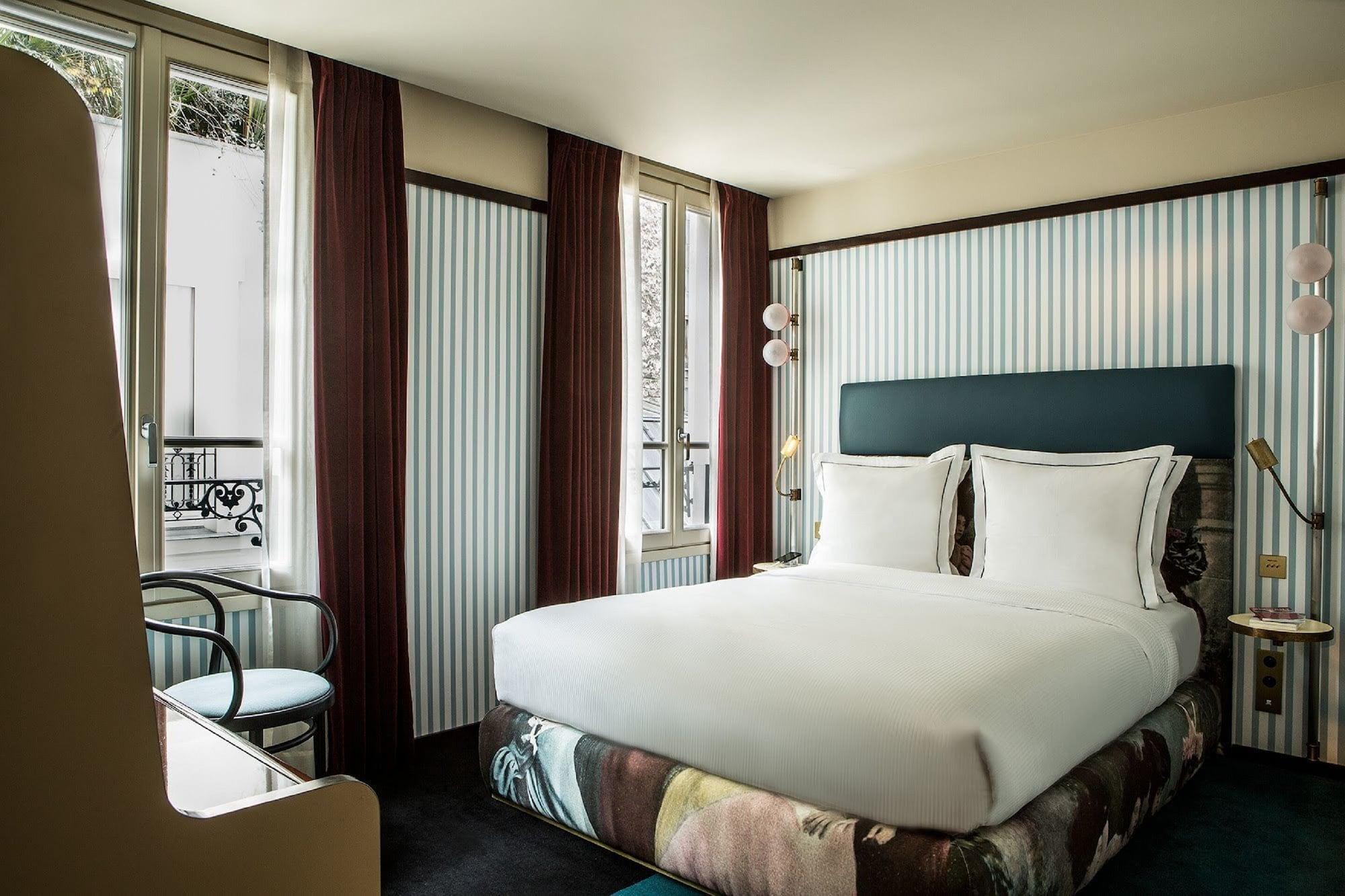 โรงแรม ดู รอนด์ ปอยต์ เดอ ชองป์ เอลิเซ่ ปารีส ภายนอก รูปภาพ